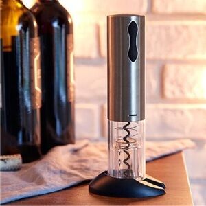 NIB Pampered Chef Electric Wine Opener